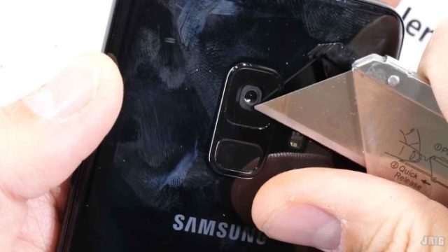 JerryRigEverything prueba la dureza del Samsung Galaxy S9