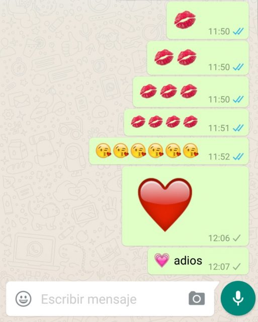 WhatsApp 2.16.256 con emojis más grandes