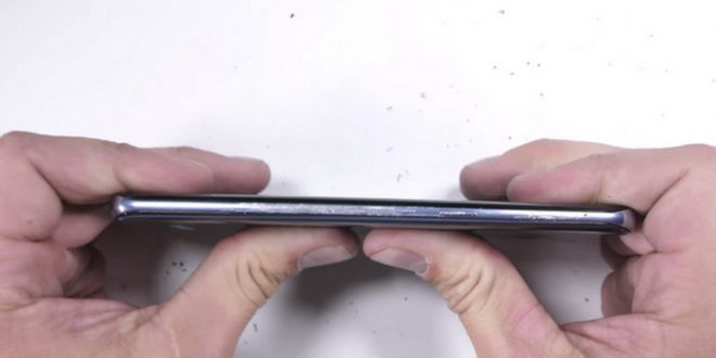 Ponen a prueba la resistencia del Samsung Galaxy S8