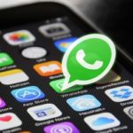 Siri permite escuchar los mensajes de Whatsapp con el iPhone bloqueado