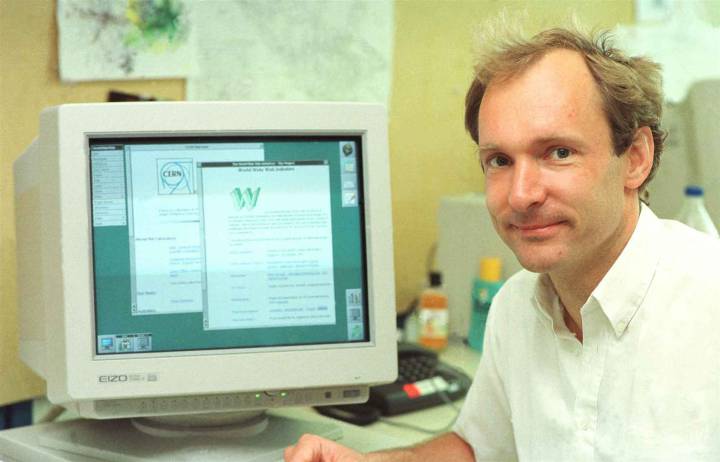 Aniversario de Internet. Google lo celebra con su doodle y Tim Berners deja un mensaje