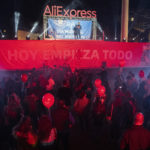 Miles de personas se reúnen en Madrid para celebrar la campaña 11.11 de Aliexpress
