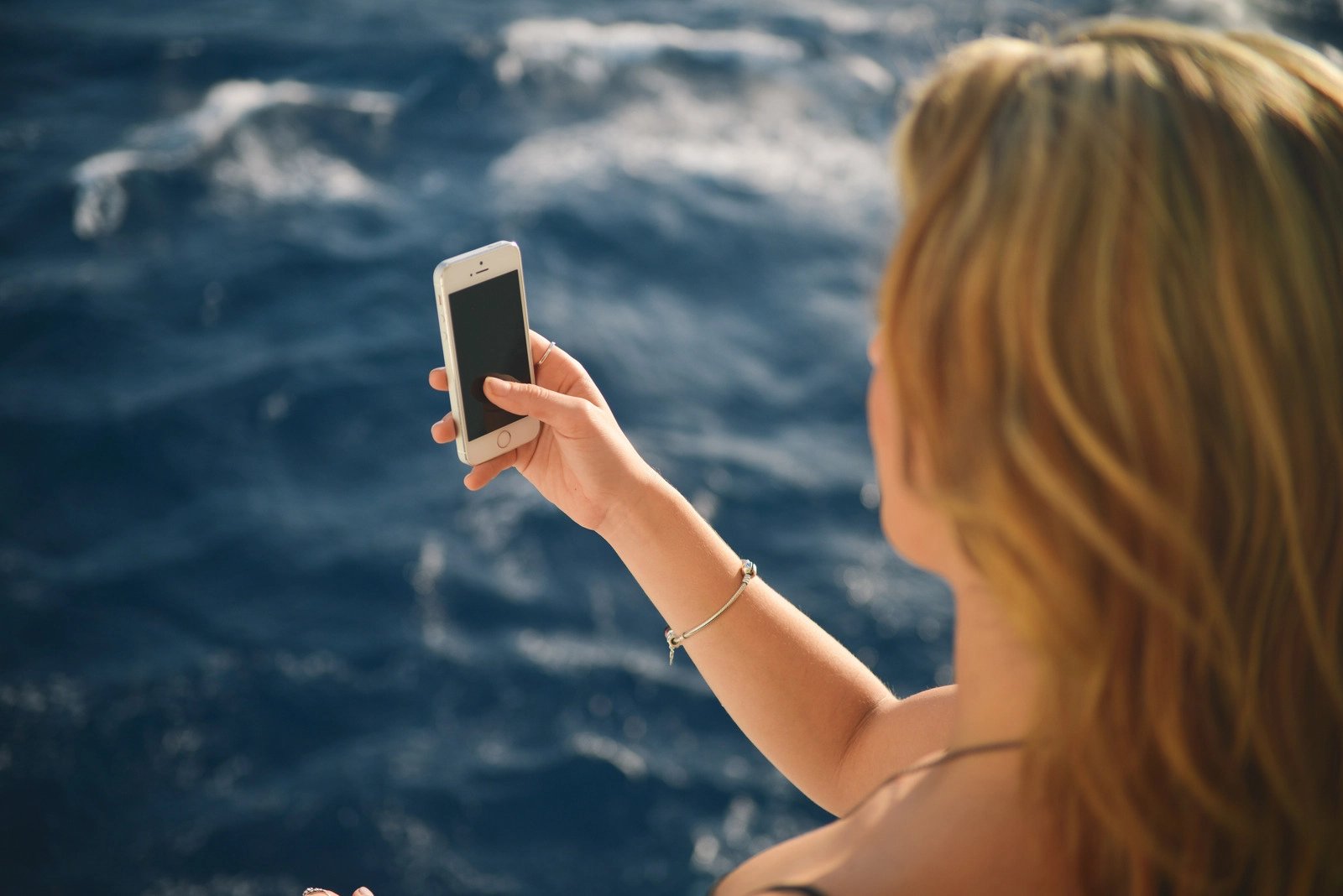 ¿Conoces las 5 claves para proteger tu smartphone este verano?