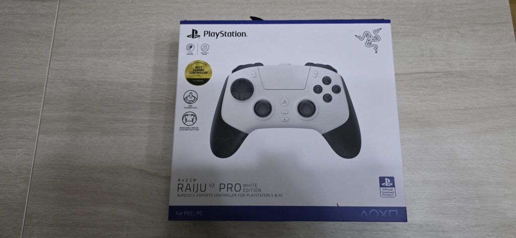 Análisis del mando Razer Raiju V3 Pro White edition para PS5 y PC: el mando que redefine la experiencia premium