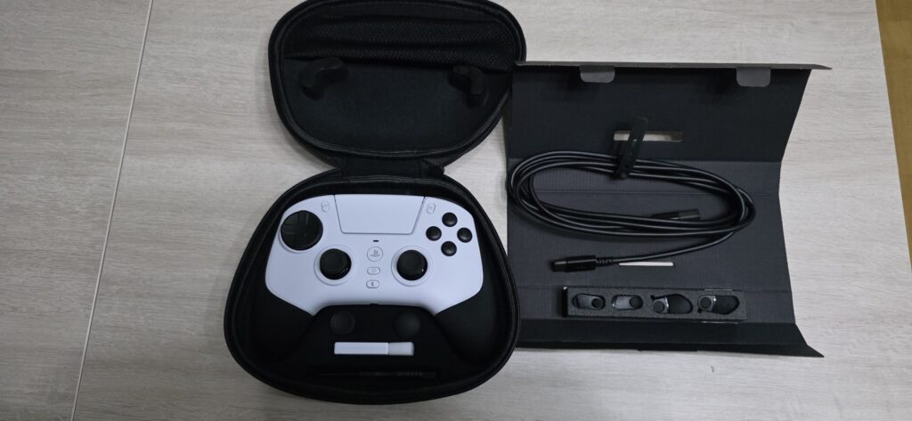 del mando Razer Raiju V3 Pro White edition para PS5 y PC