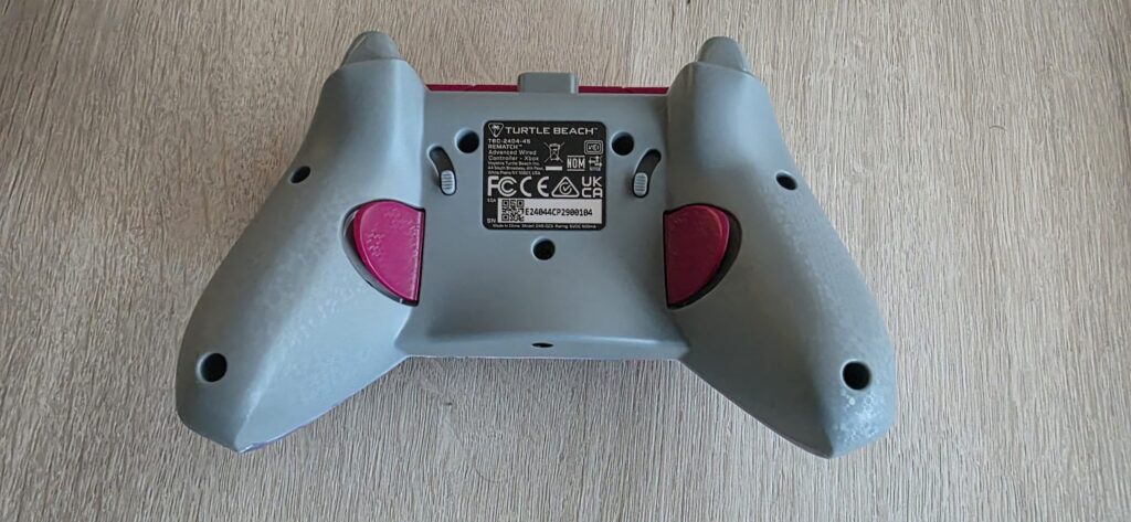 Análisis del mando Turtle Beach Rematch Advanced Lenticular Kyoto Bloom con cable