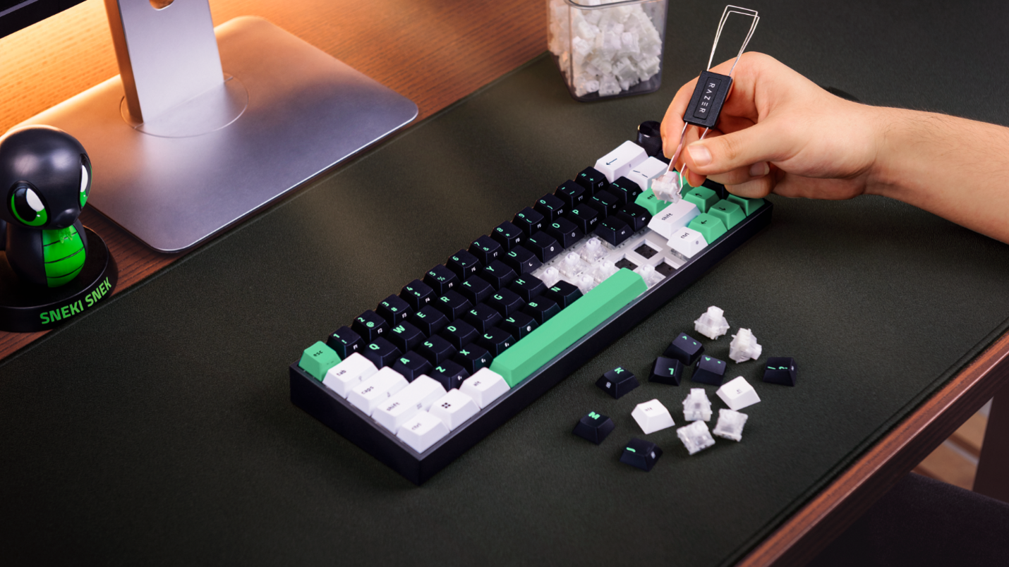 Revolución en la alta gama de teclados: Razer presenta el Reclusa Mini 65% con switches magnéticos intercambiables y conectividad de latencia ultrabaja